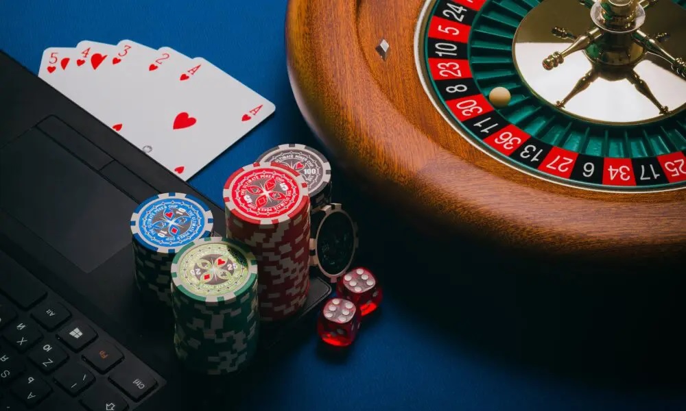 Why online slots are perfect for short and long gaming sessions?